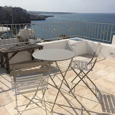 アパート Viola Charming House Polignano ポリニャーノ・ア・マーレ